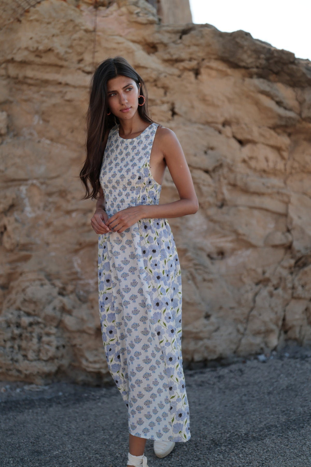 VESTIDO SIN MANGAS
