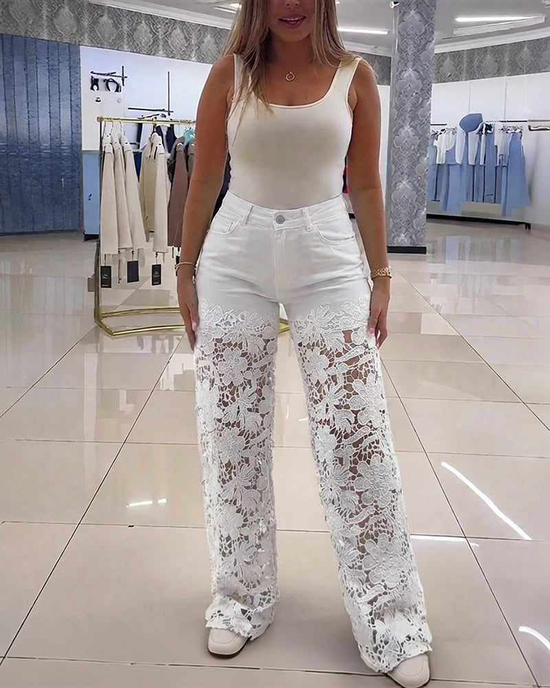 Pantalón de talle alto con encaje floral