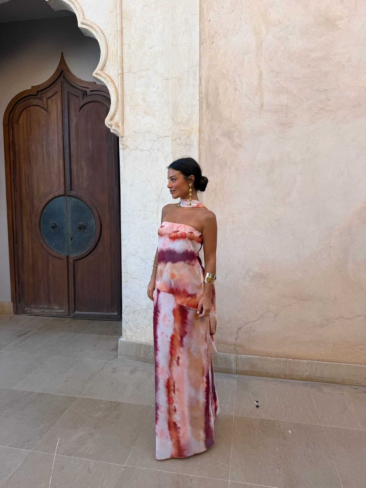 Vestido maxi con lazada al cuello