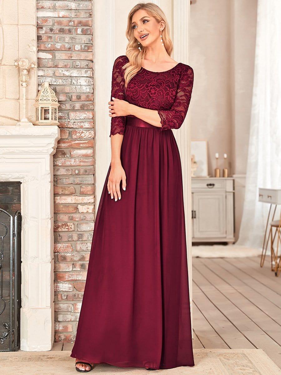Vestido maxi con encaje