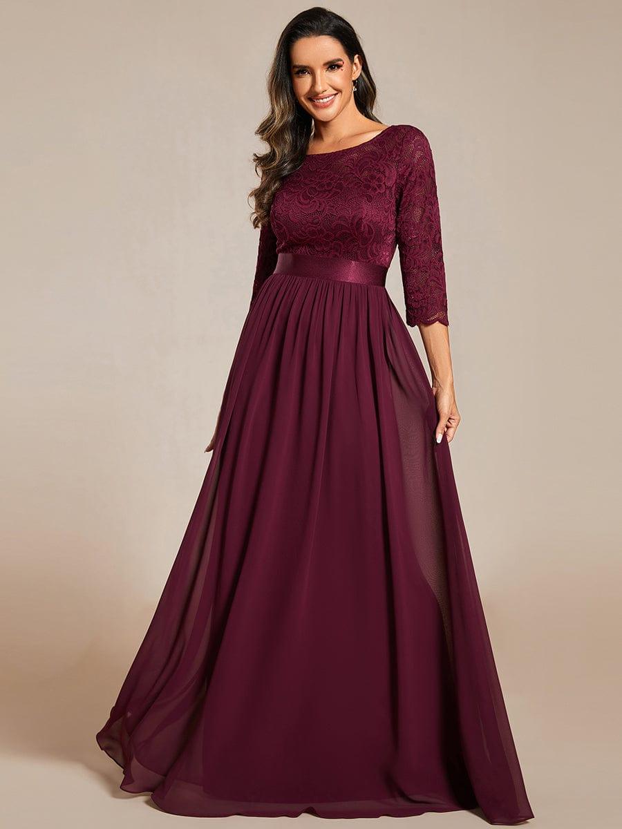 Vestido maxi con encaje