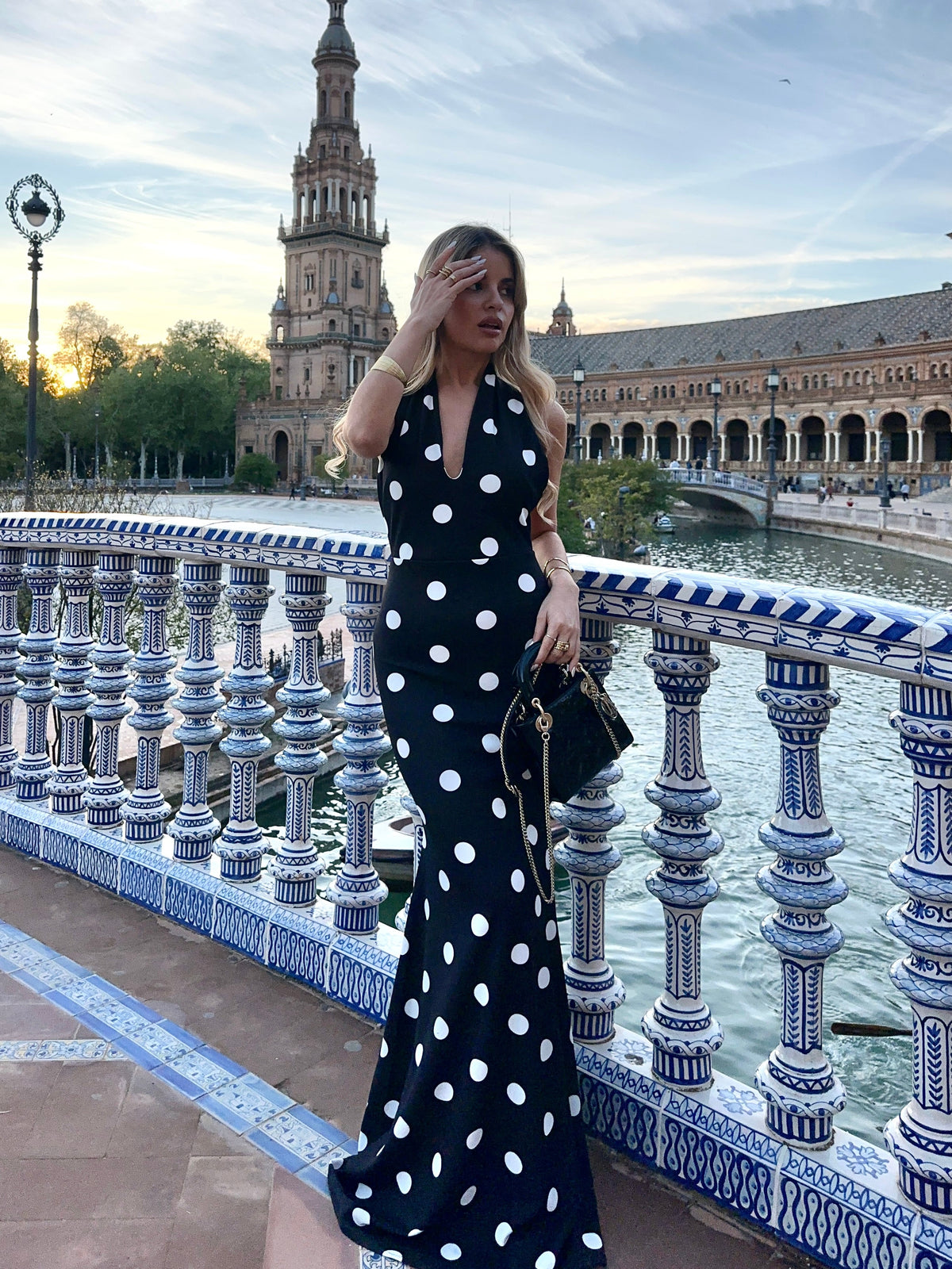Vestido lunares
