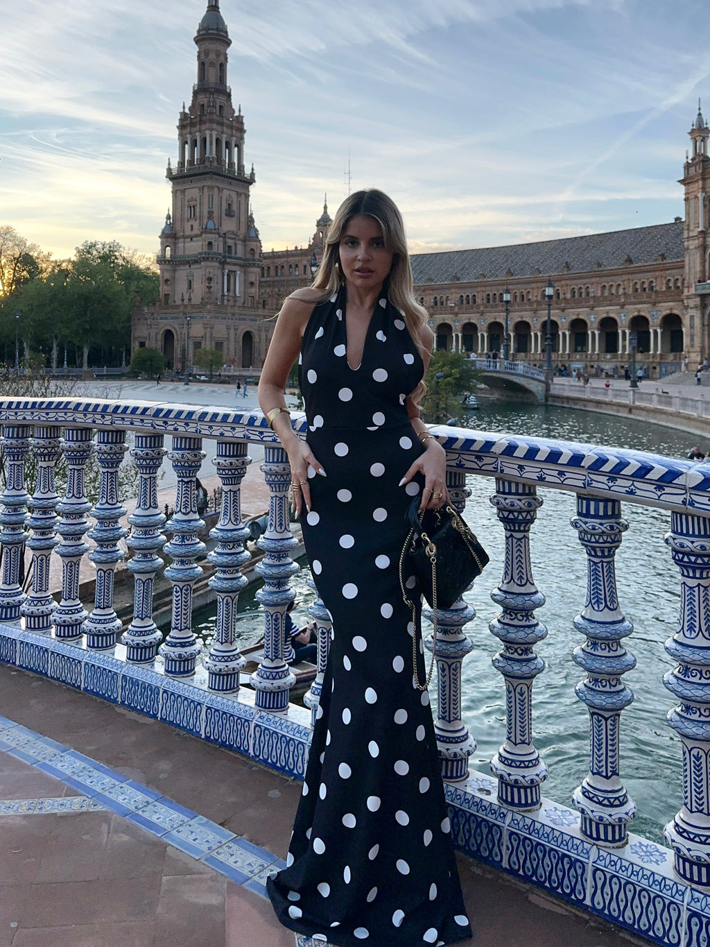 Vestido lunares