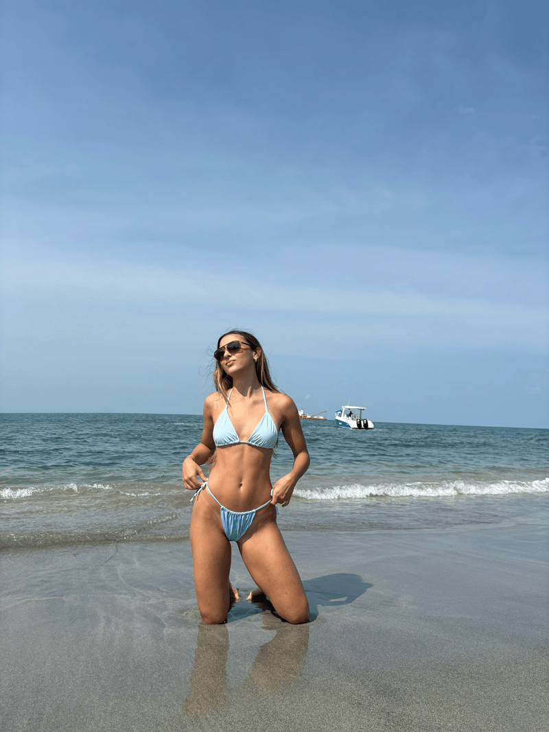 Bikini Triángulos - Baby blue
