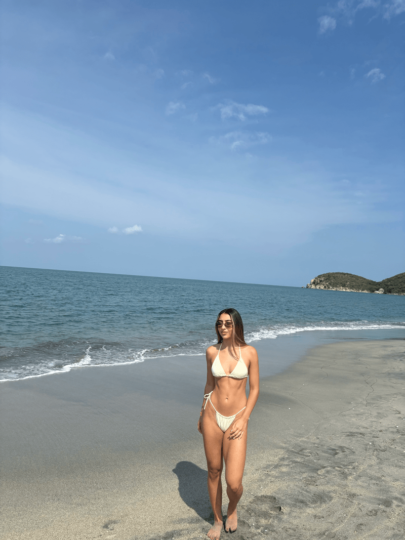 Bikini Triángulos  - Butter yellow