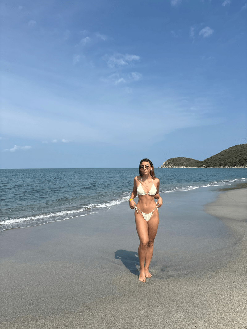 Bikini Triángulos  - Butter yellow