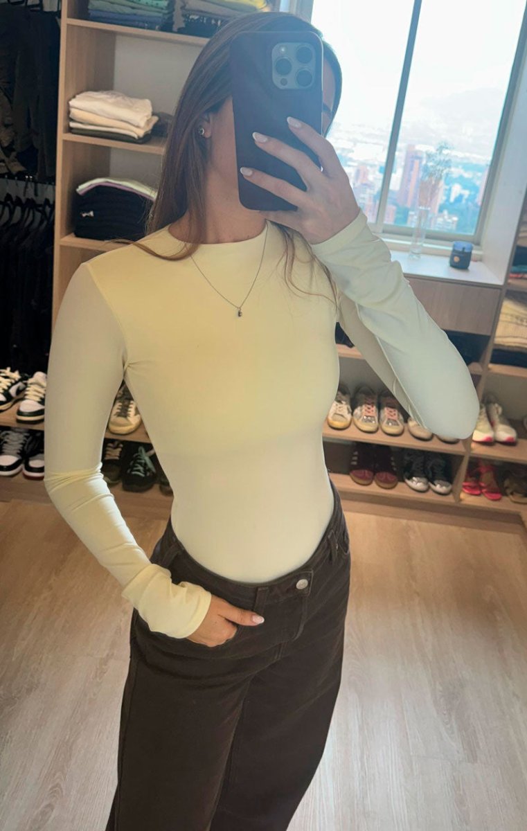Body cuello cerrado - Butter Yellow